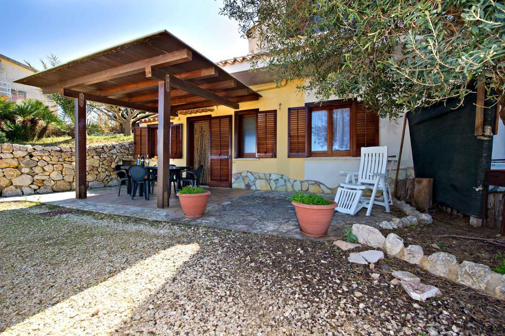 Blunda Holiday Home カステッランマーレ・デル・ゴルフォ エクステリア 写真